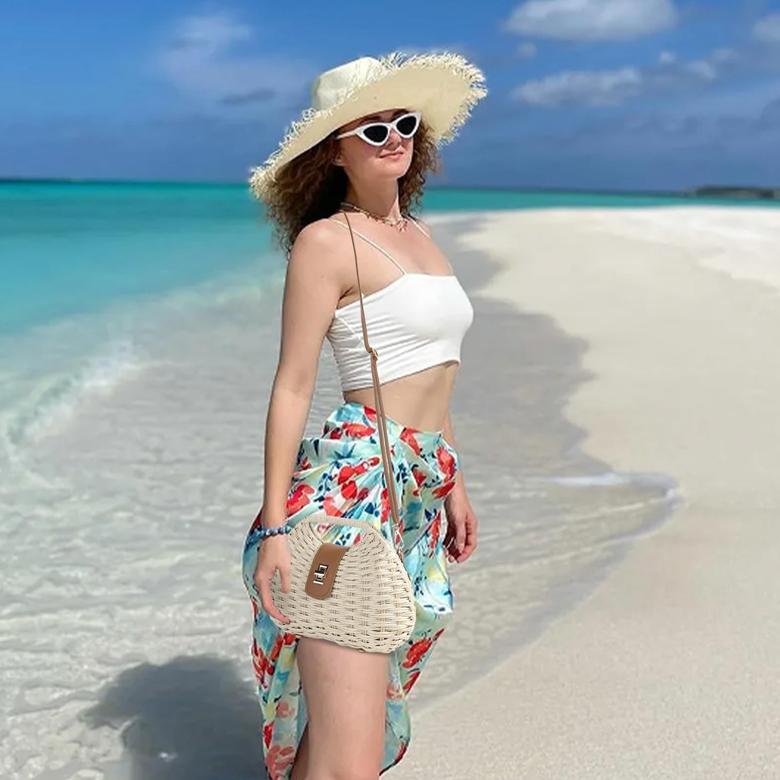 Handwoven Straw Crossbody Clutch